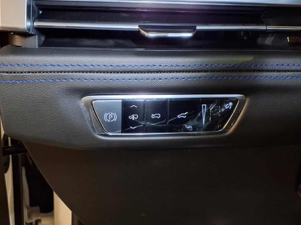 New 2025 Cadillac Escalade IQ Luxury 1 AWD/4WD image 15