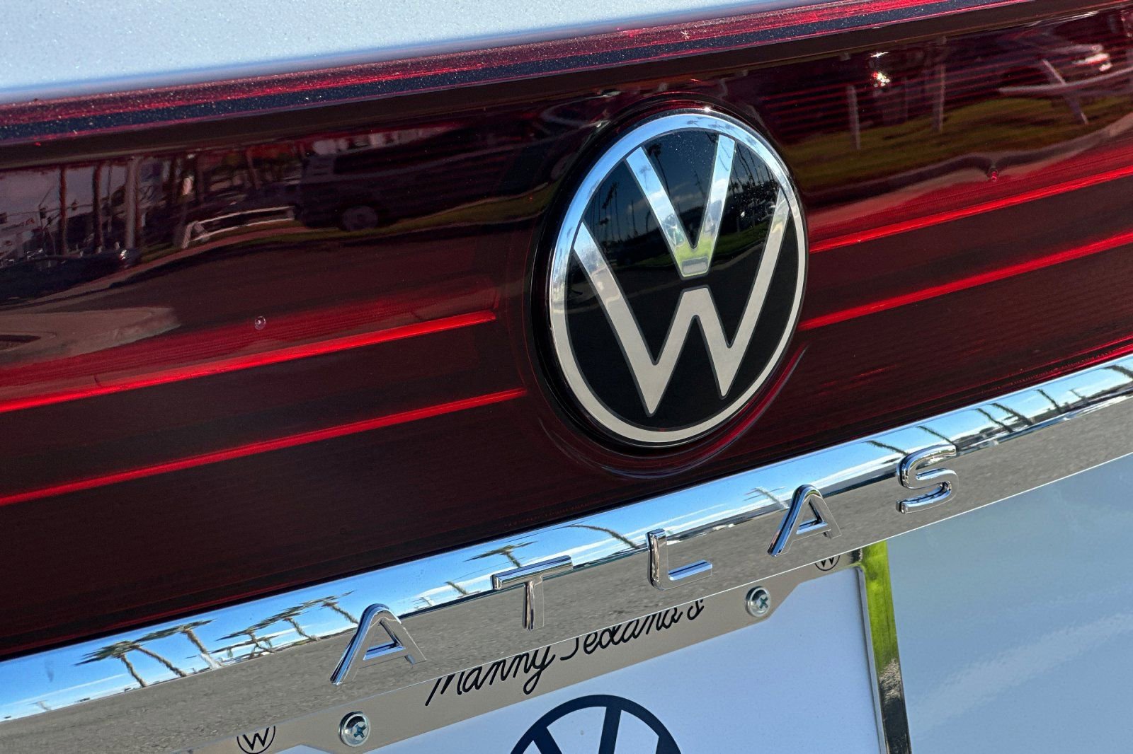 New 2026 Volkswagen Atlas SE FWD image 7