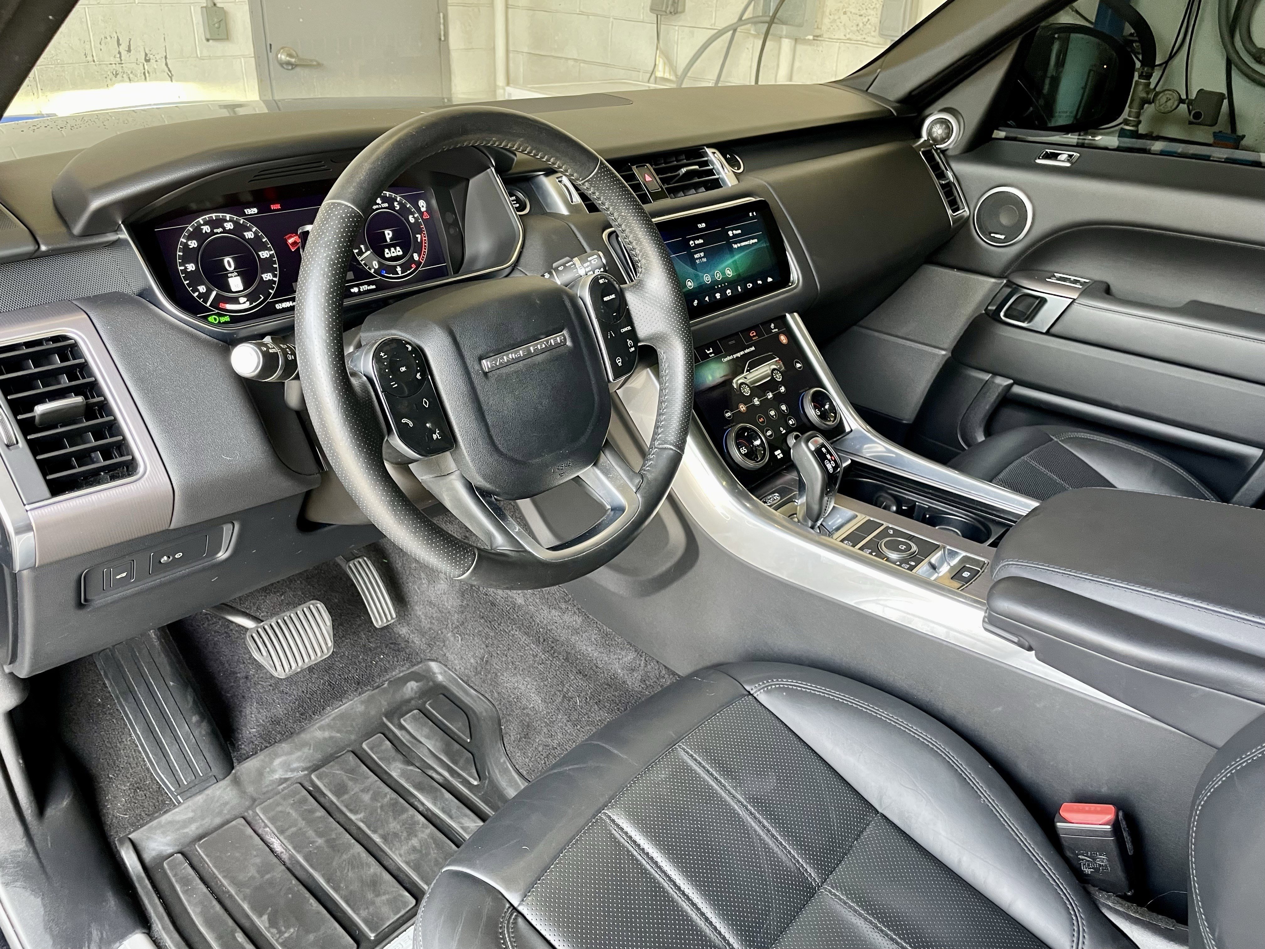 Used 2019 Land Rover Range Rover Sport HSE AWD/4WD image 13