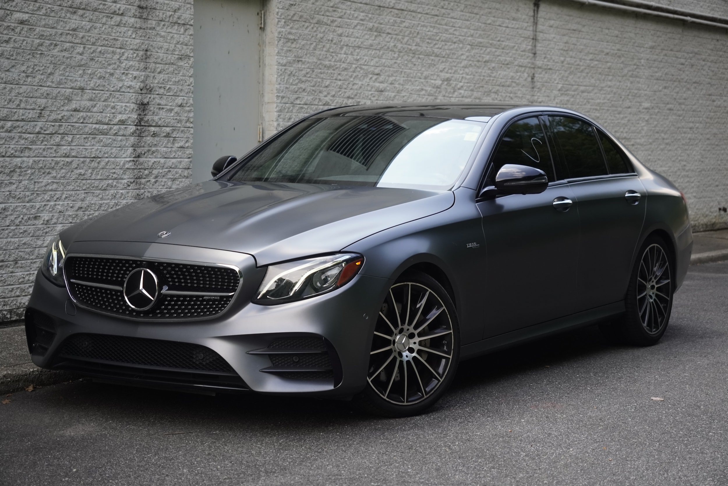 Used 2019 Mercedes-Benz E 53 AMG 4MATIC Sedan image 2