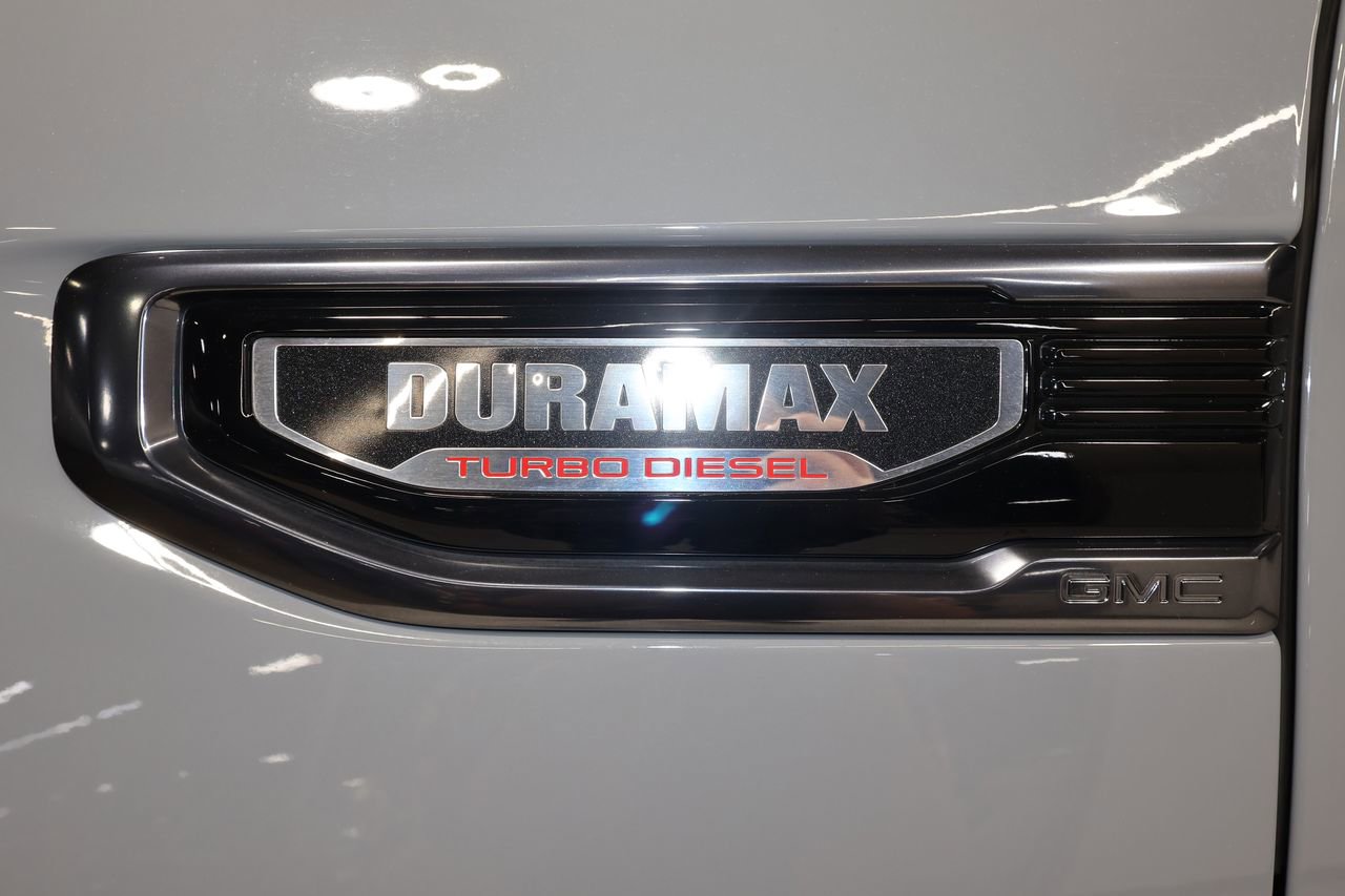 Used 2024 GMC Sierra 1500 AT4 w/ Technology Package AWD/4WD image 37