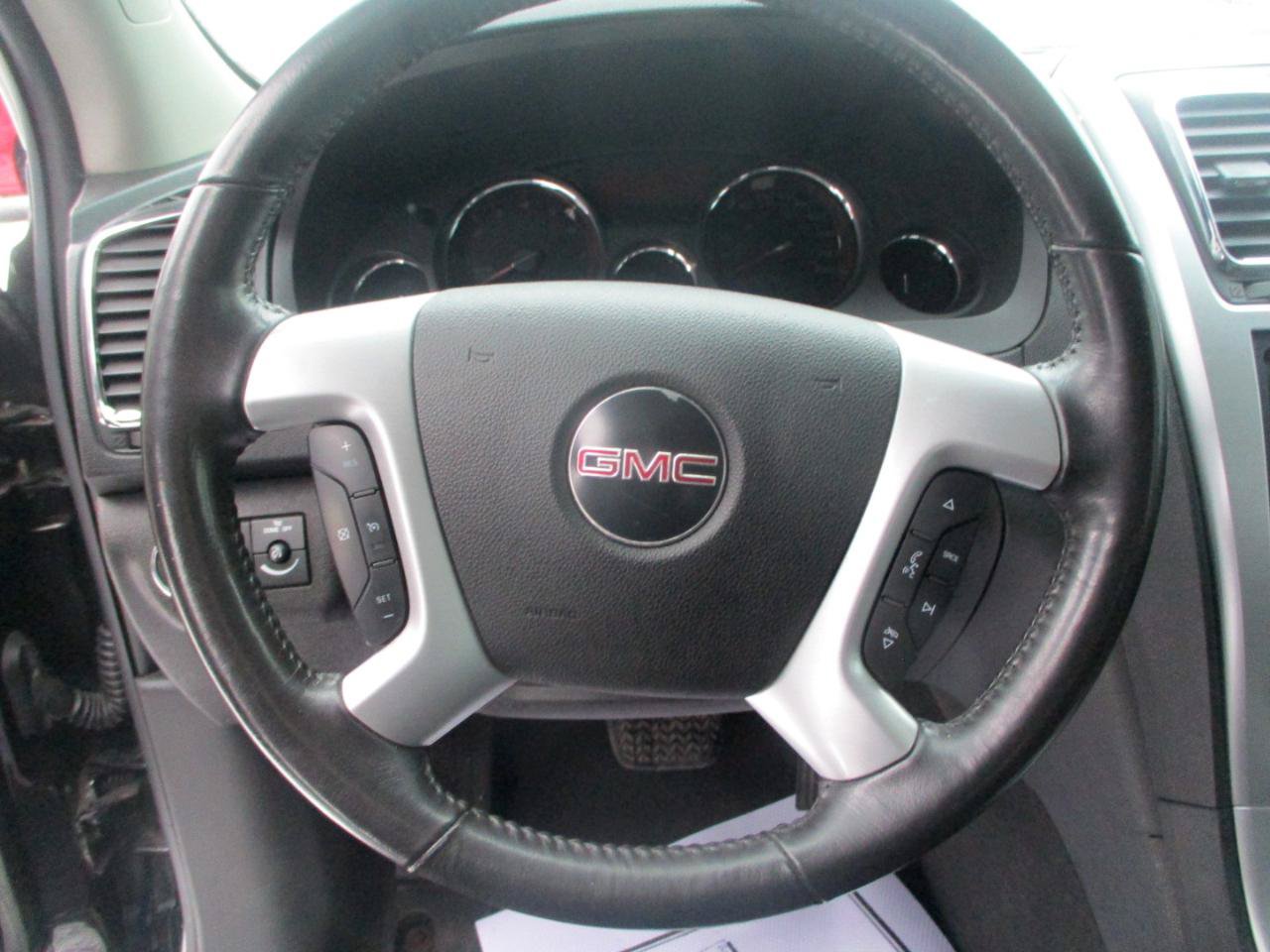 Used 2010 GMC Acadia SL FWD image 13