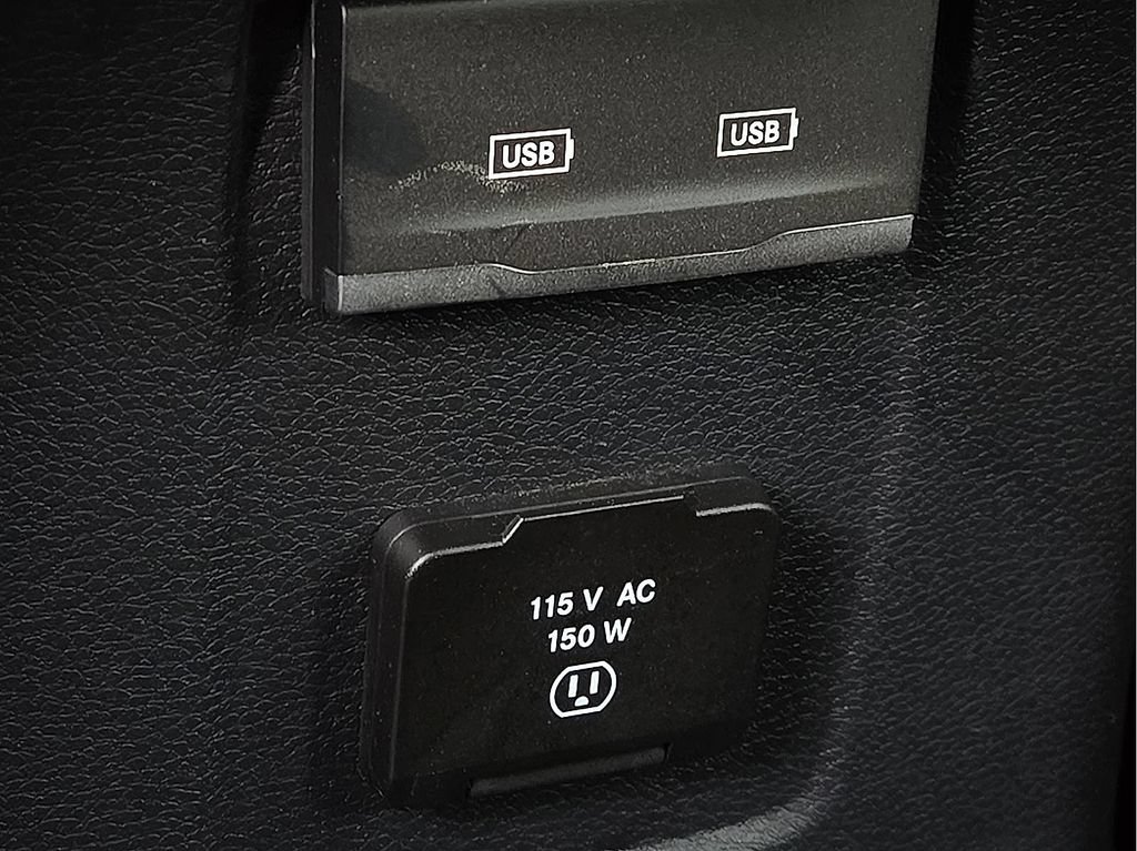 Used 2022 Jeep Wrangler Unlimited Rubicon AWD/4WD image 10