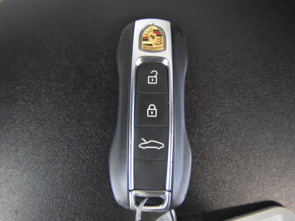 Used 2024 Porsche 911 Carrera GTS image 45