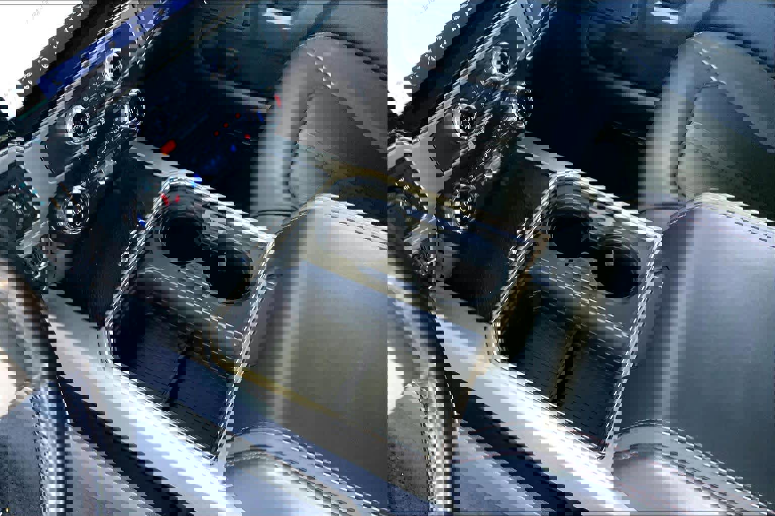 Used 2022 Ford F450 Platinum w/ FX4 Off-Road Package image 17