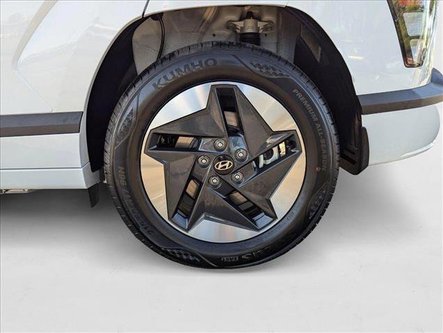 New 2025 Hyundai Kona SEL FWD image 9