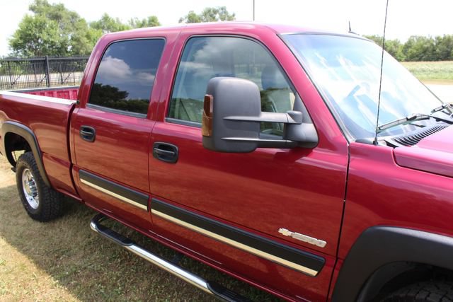 Used 2004 Chevrolet Silverado 2500 LT AWD/4WD image 7