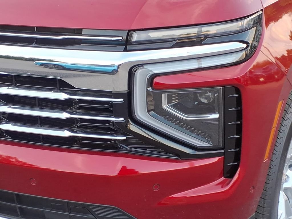 New 2026 Chevrolet Suburban LT w/ Comfort Package AWD/4WD image 8