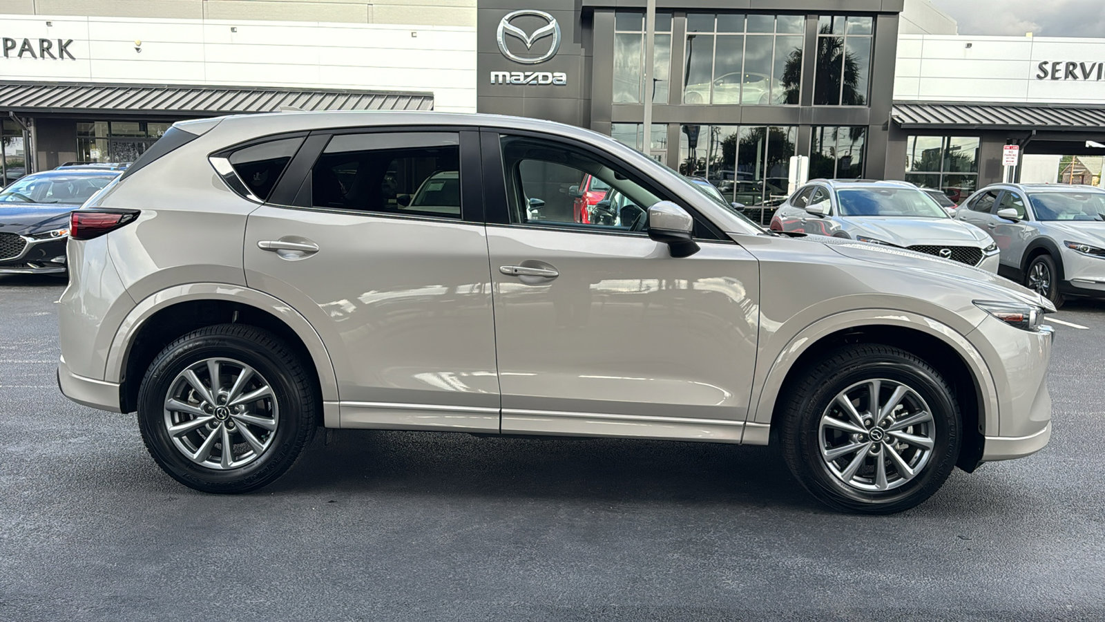 Used 2024 MAZDA CX-5 AWD 2.5 S w/ Preferred Package image 9