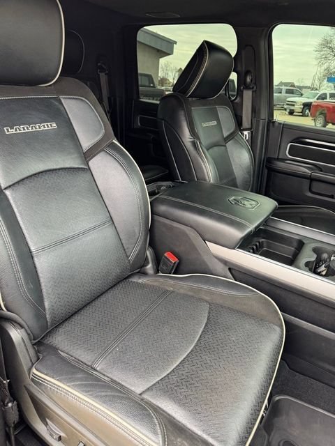 Used 2022 RAM 2500 Laramie AWD/4WD image 15