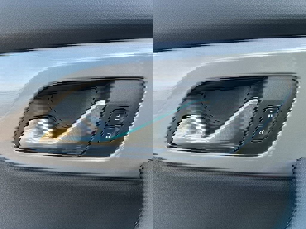 Used 2024 Chevrolet Blazer LT w/ Convenience Package image 22