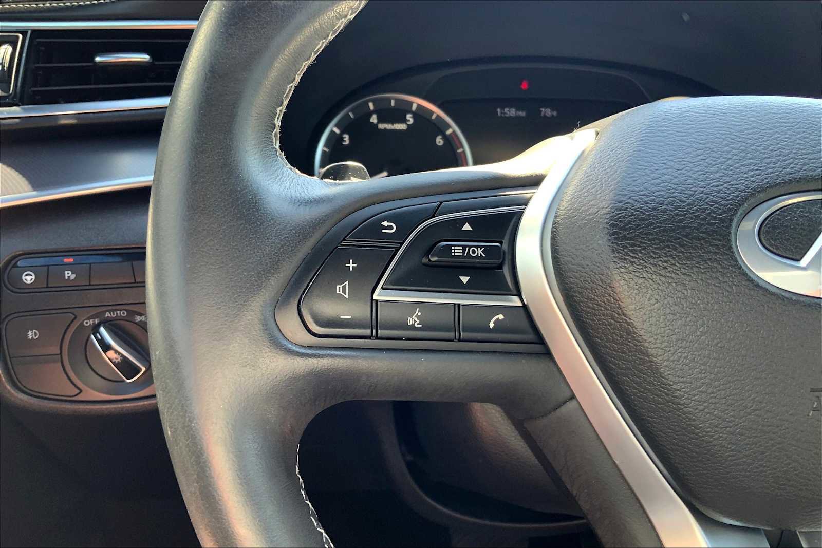 Used 2023 INFINITI QX55 Luxe w/ Cargo Package image 23