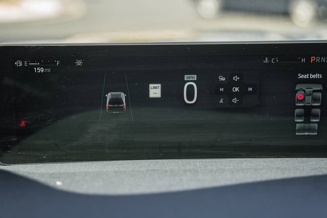 Used 2025 Ford Expedition Active image 57