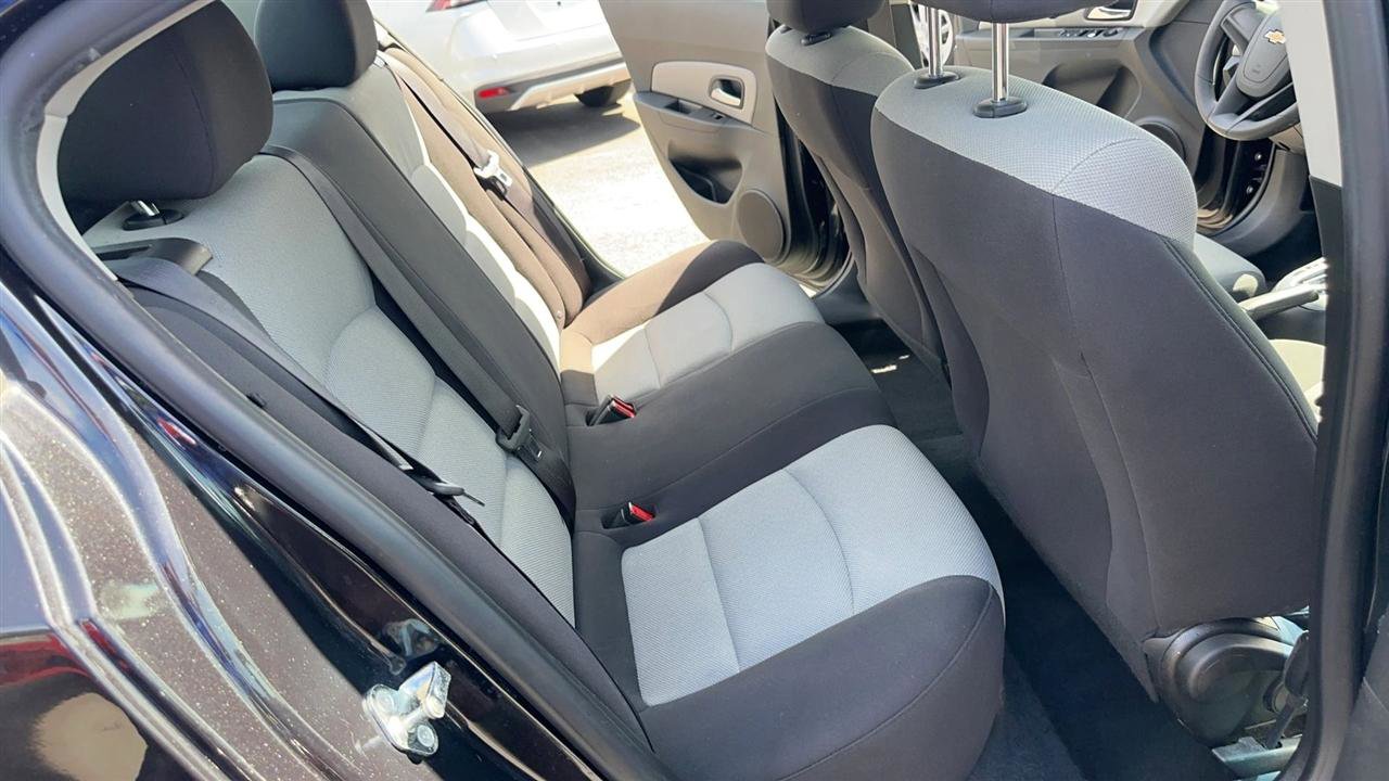 Used 2016 Chevrolet Cruze LS image 30