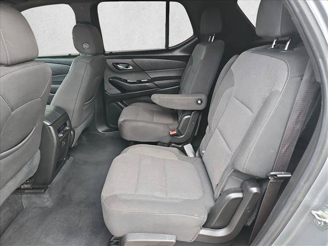 Used 2023 Chevrolet Traverse LT AWD/4WD image 23