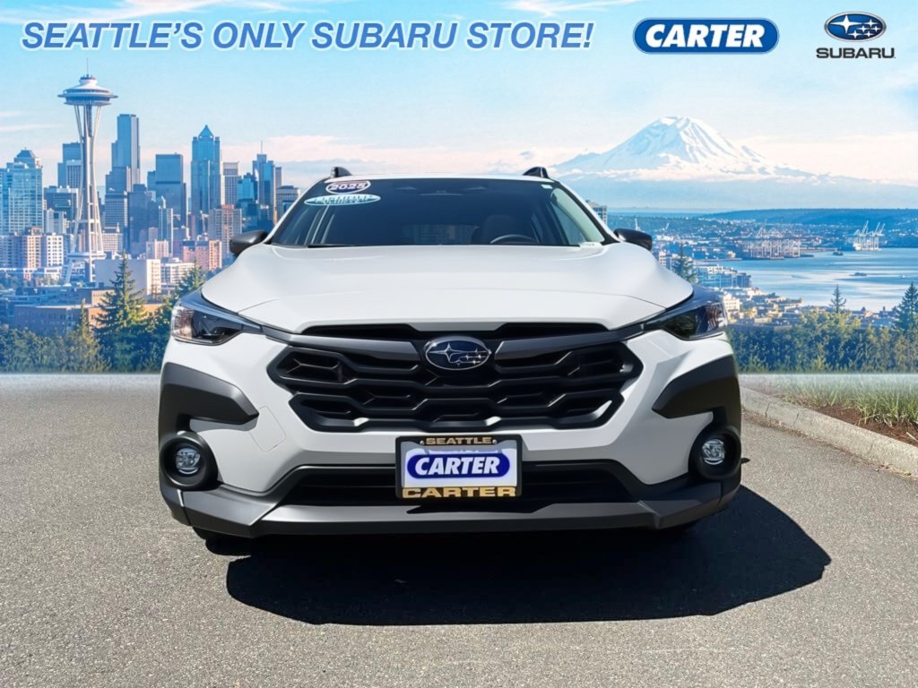 Used 2025 Subaru Crosstrek 2.5i Premium AWD/4WD image 2