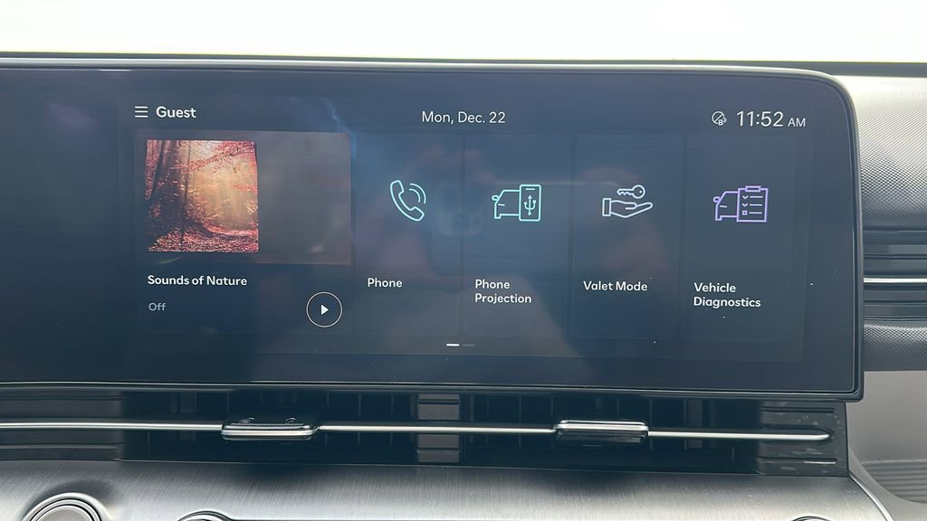 Used 2025 Hyundai Kona SEL image 24