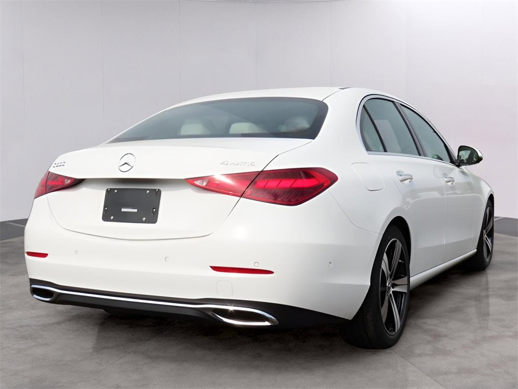 Used 2025 Mercedes-Benz C 300 4MATIC Sedan image 11