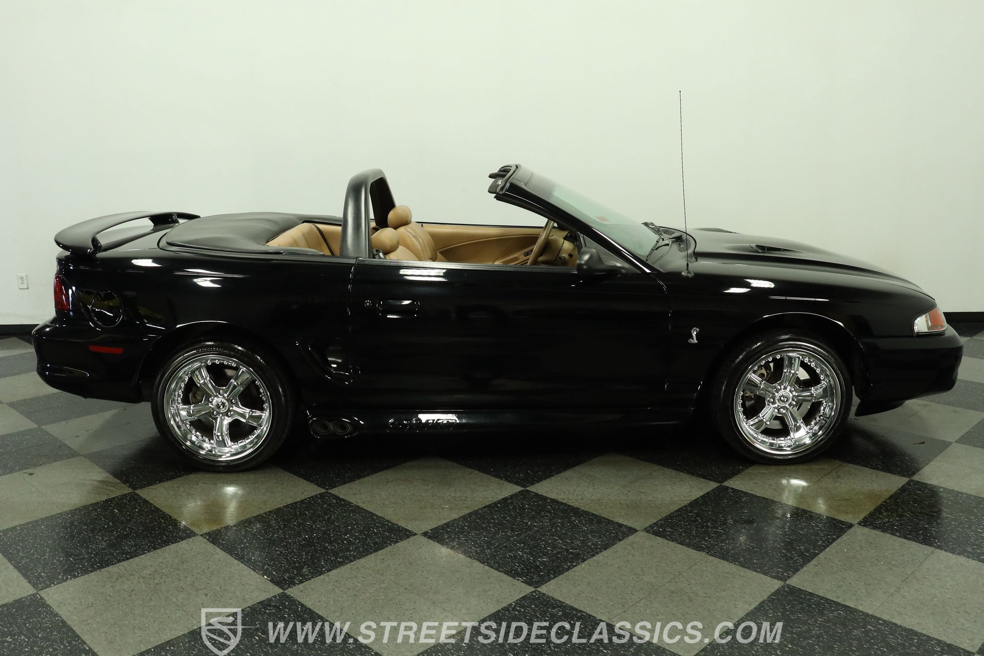 Used 1998 Ford Mustang Cobra RWD image 13