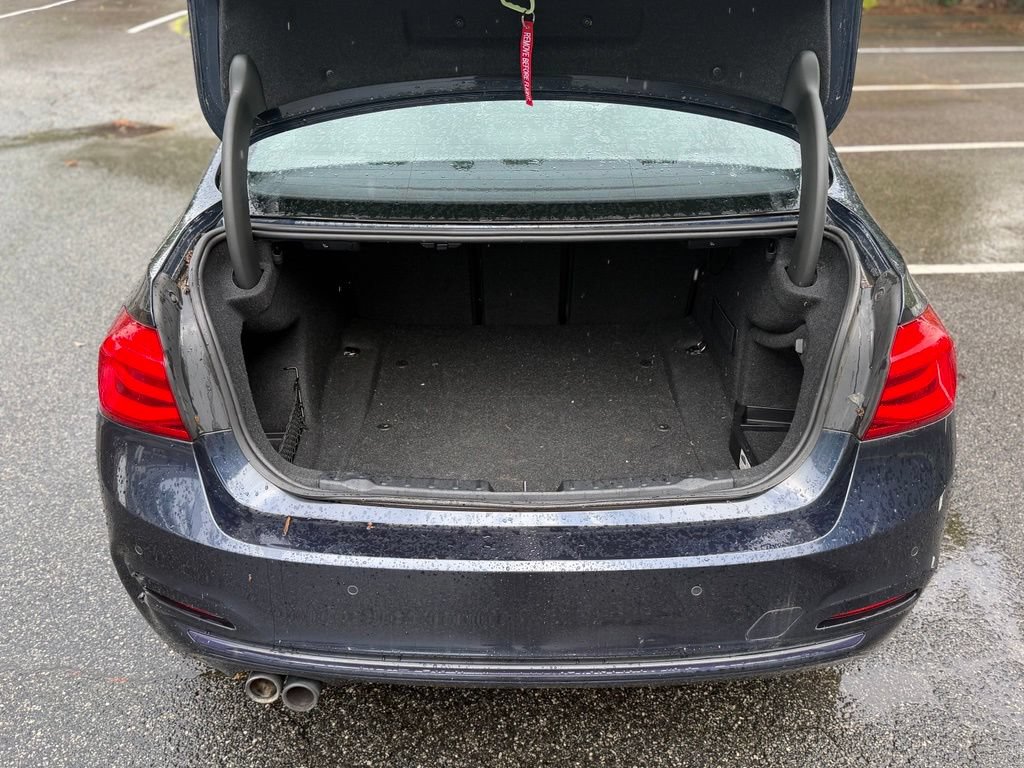 Used 2016 BMW 328i xDrive Sedan AWD/4WD image 19