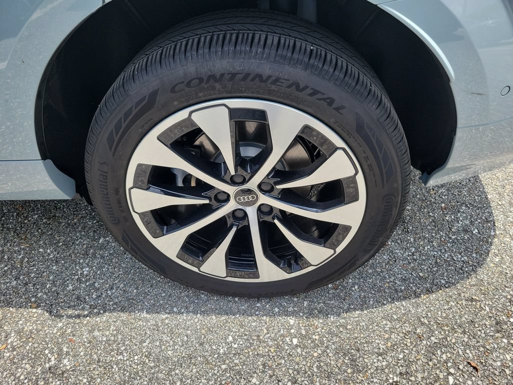 New 2026 Audi Q3 quattro 2.0T AWD/4WD image 29