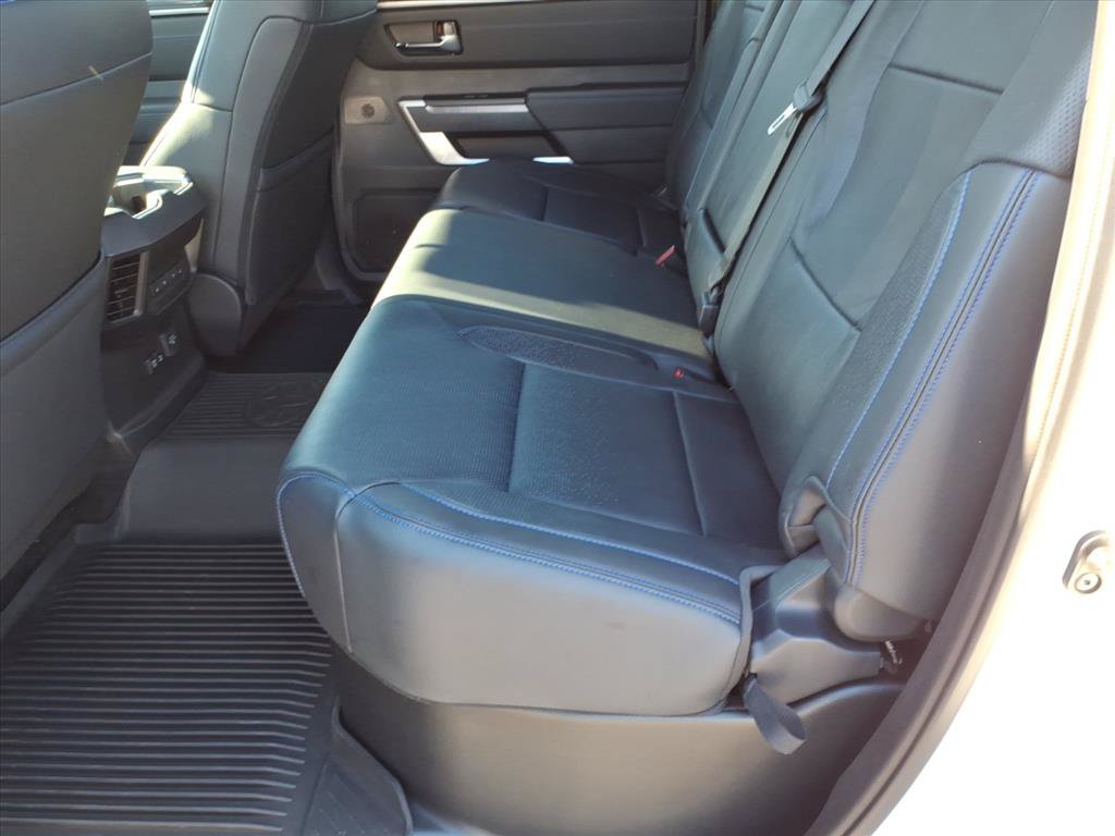Used 2025 Toyota Tundra Platinum AWD/4WD image 7