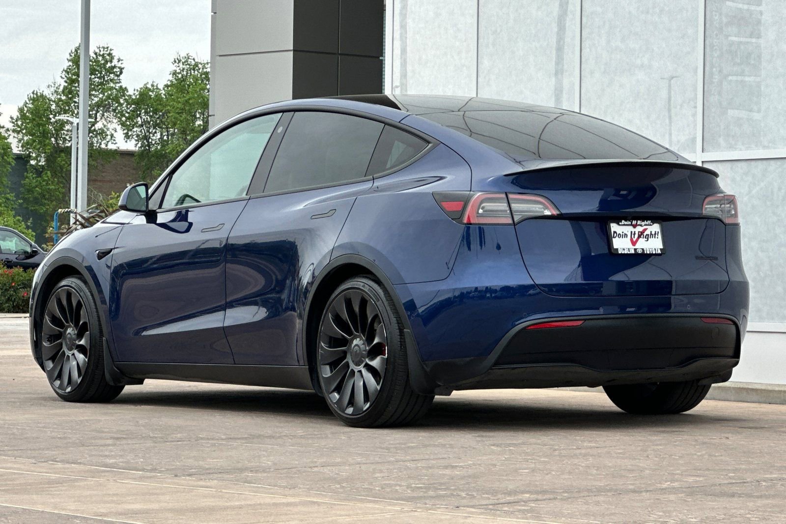 Used 2022 Tesla Model Y Performance image 6