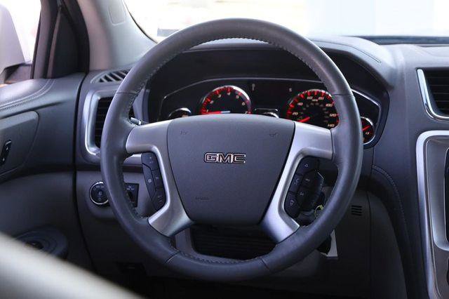 Used 2015 GMC Acadia SLT image 22