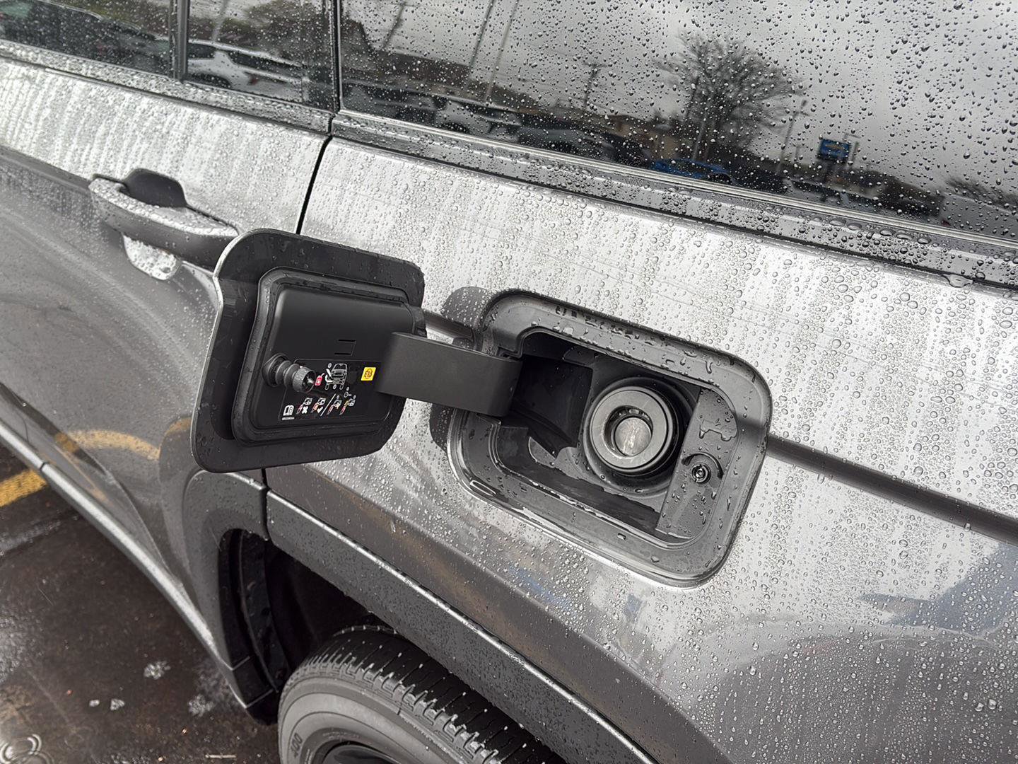 Used 2023 Jeep Grand Cherokee Altitude AWD/4WD image 9