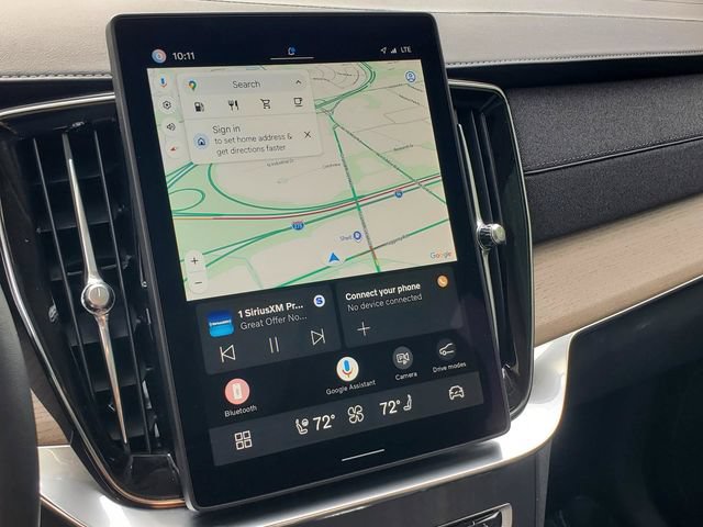 Certified 2025 Volvo XC90 B6 Plus AWD/4WD image 22