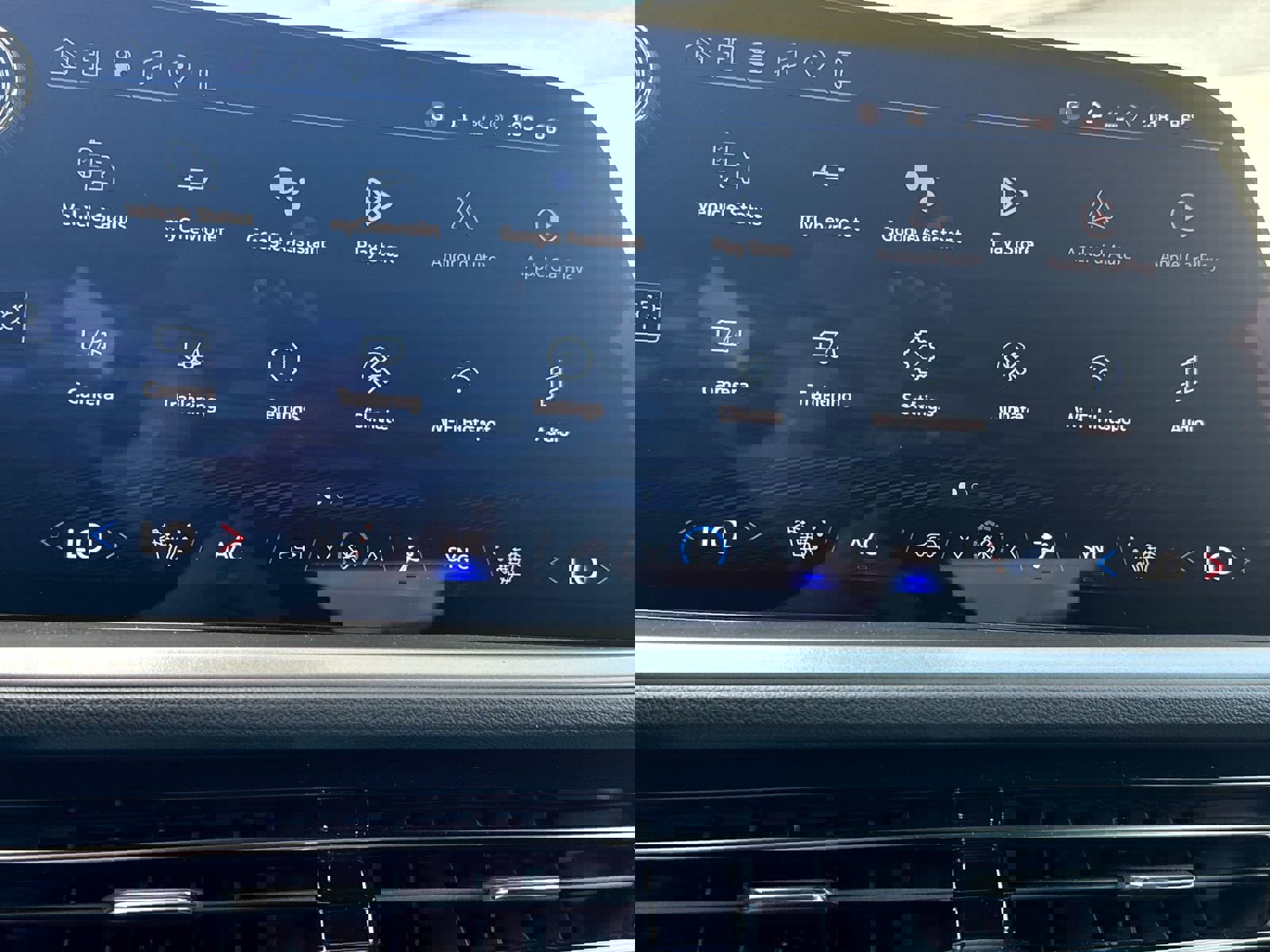 New 2026 Chevrolet Traverse LT w/ Sun and Wheel Package AWD/4WD image 29