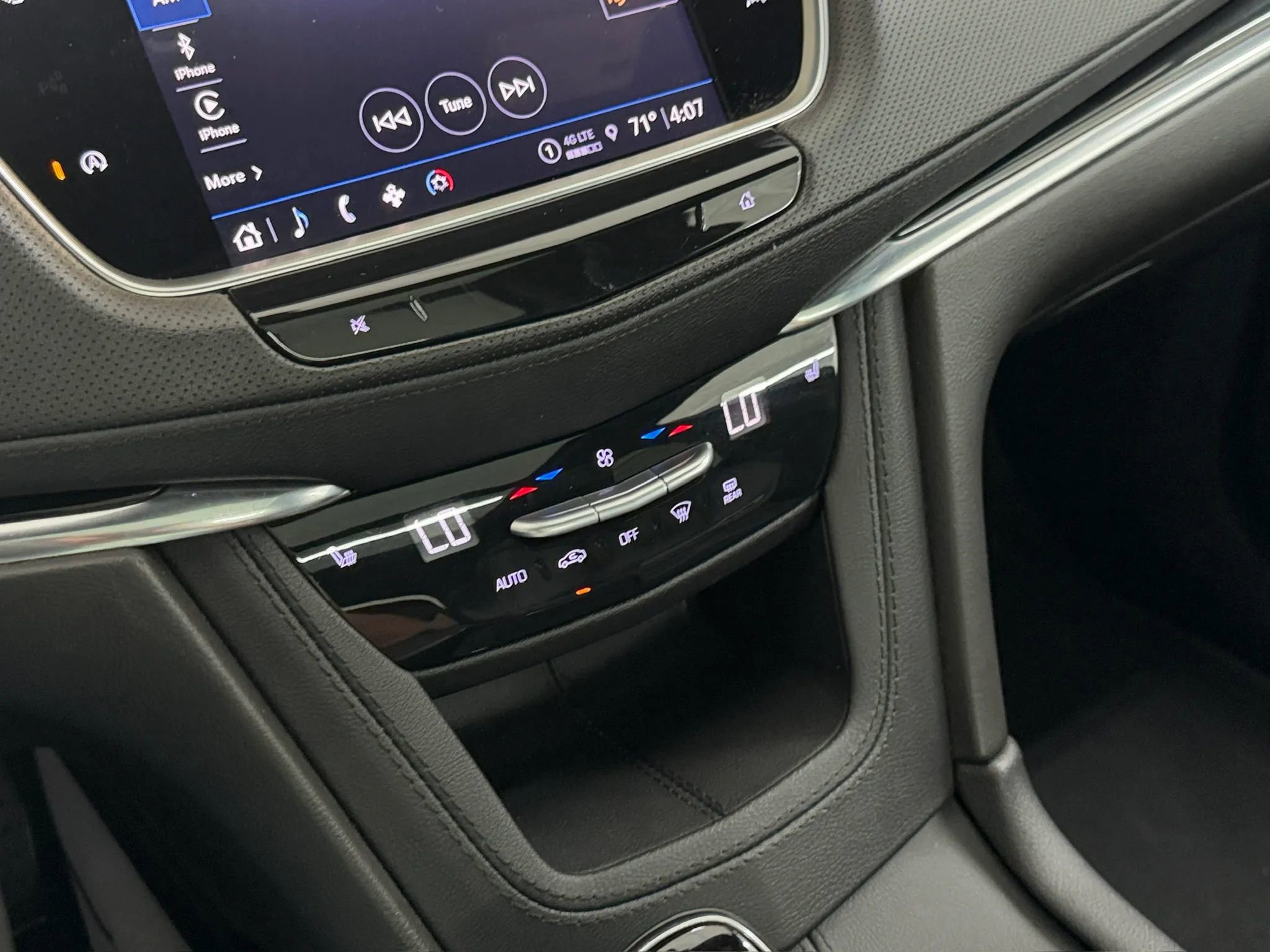 Used 2023 Cadillac XT6 Luxury FWD image 23