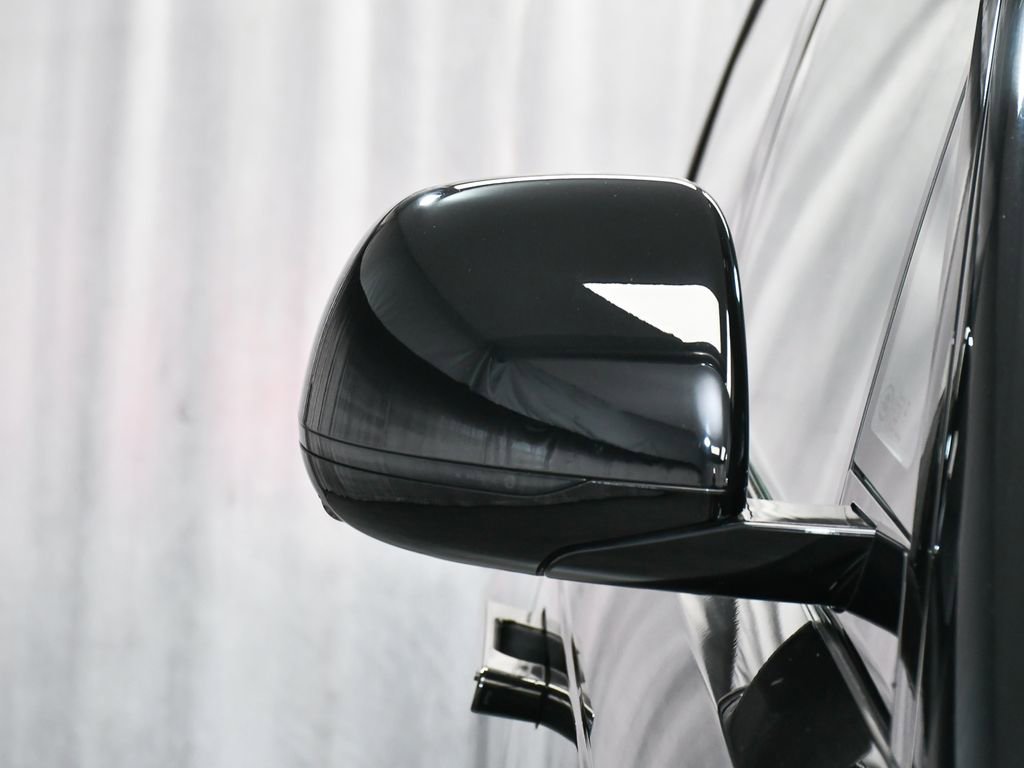 Used 2025 Land Rover Range Rover Sport Autobiography image 73