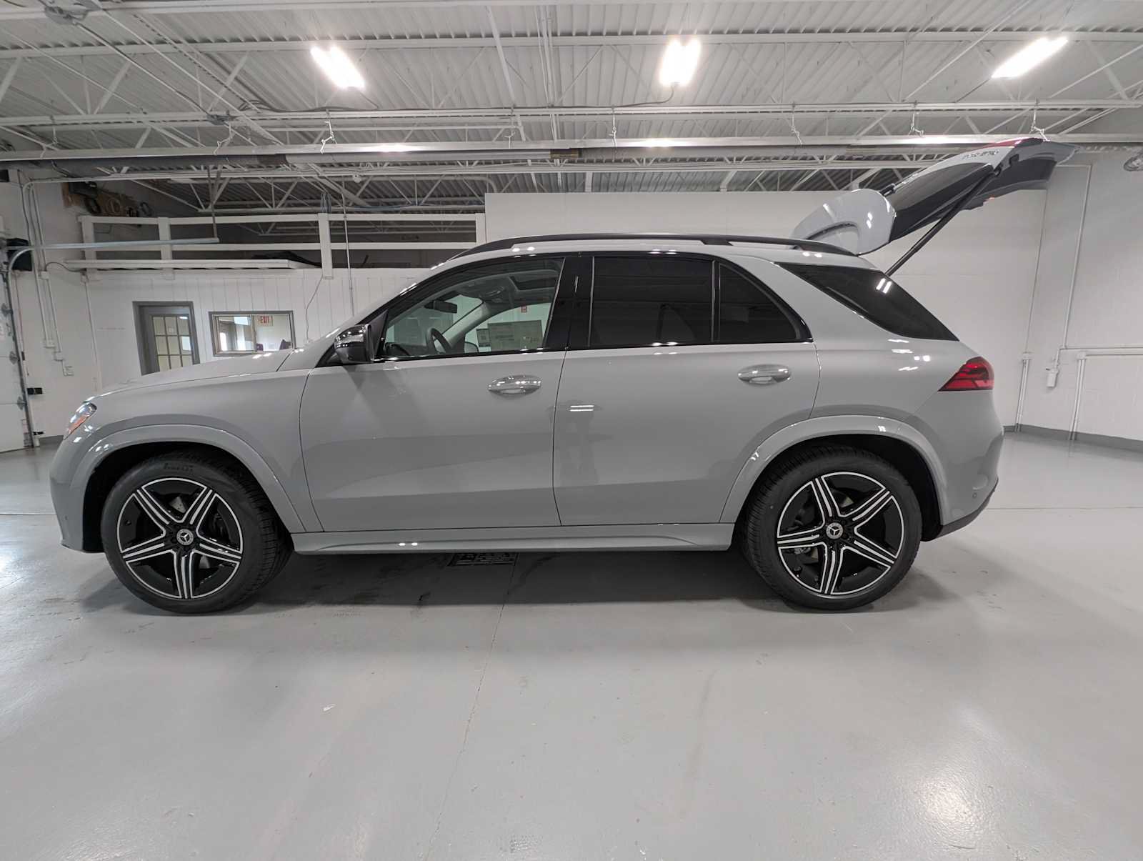 New 2026 Mercedes-Benz GLE 350 4MATIC image 10
