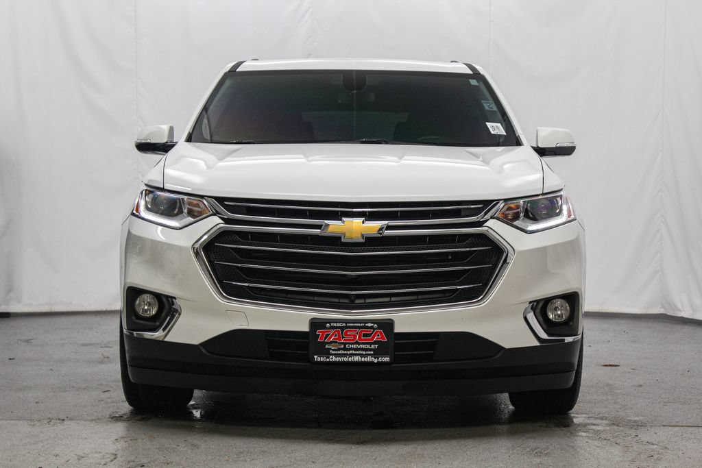 Used 2019 Chevrolet Traverse LT w/ LT Premium Package AWD/4WD image 4