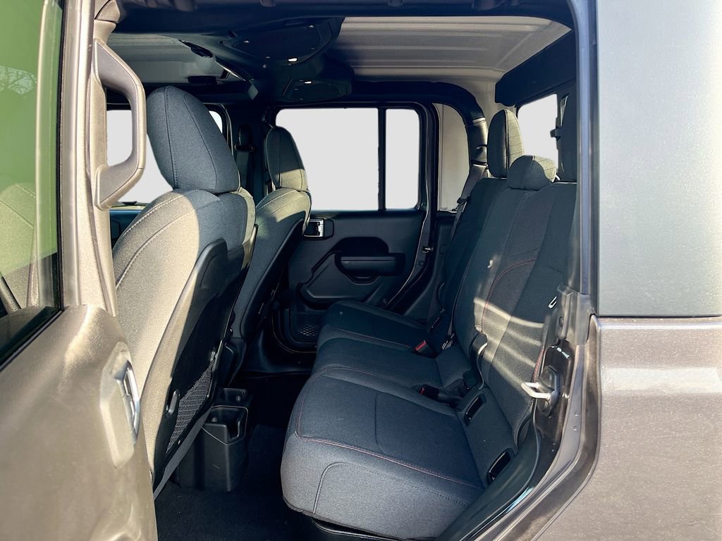 Used 2024 Jeep Gladiator Rubicon w/ Convenience Group image 23