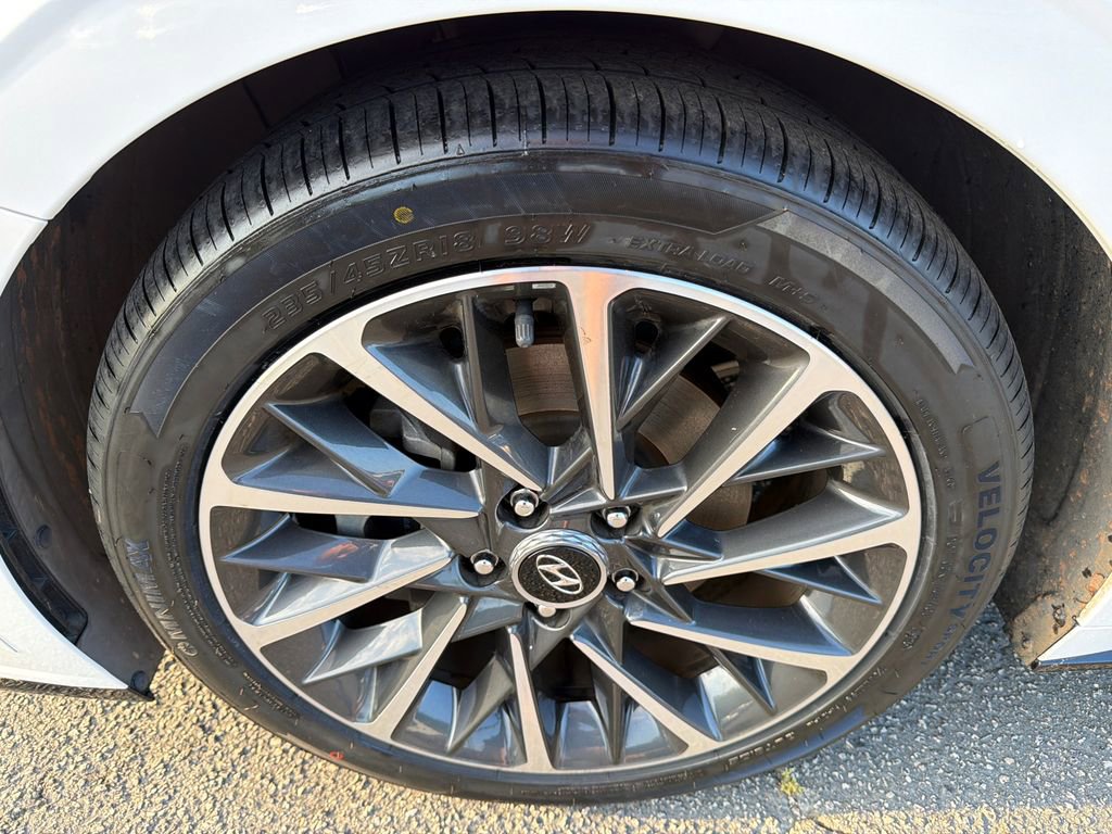Used 2020 Hyundai Sonata Limited image 11