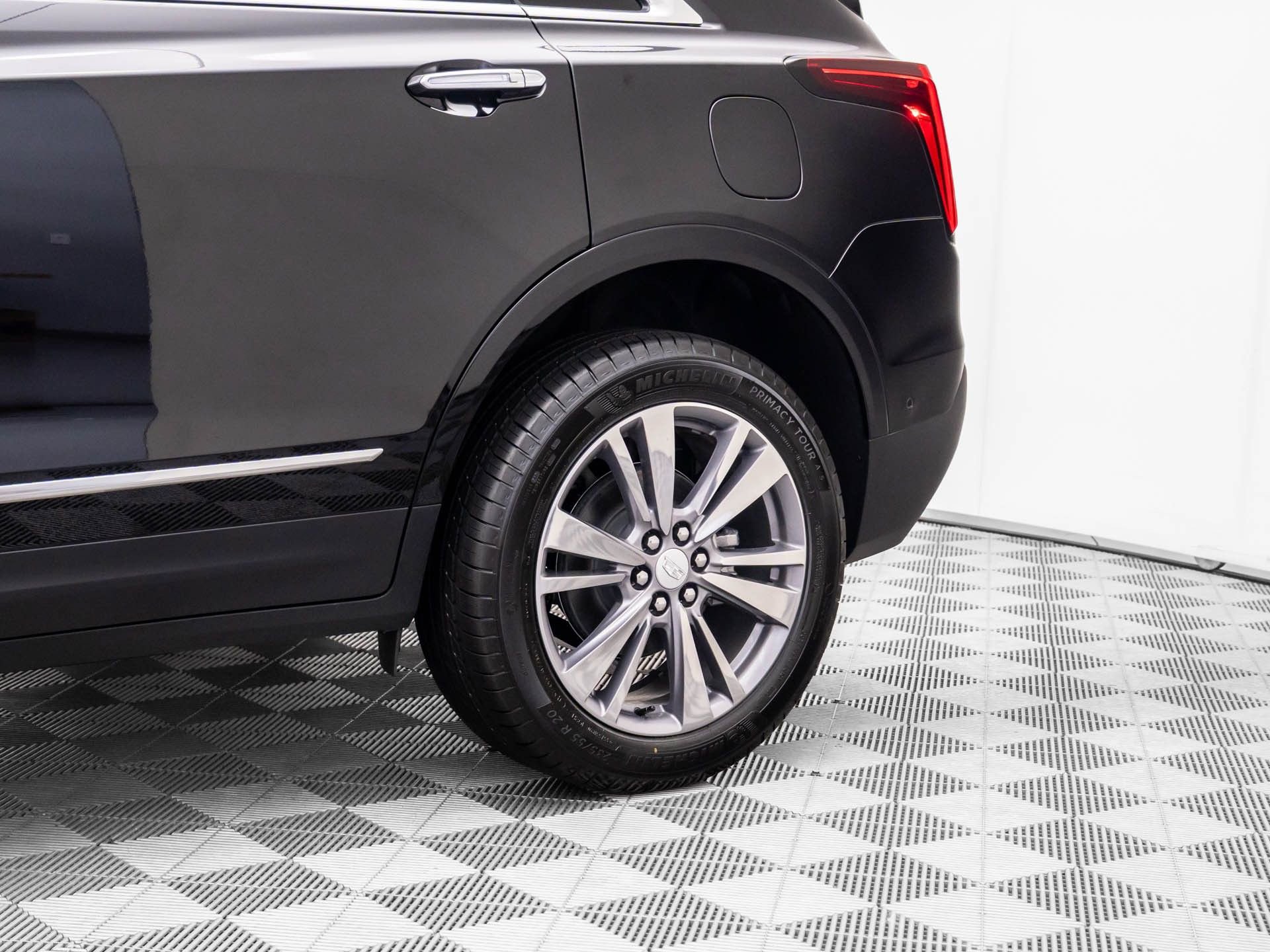 New 2025 Cadillac XT5 Premium Luxury w/ Technology Package image 36