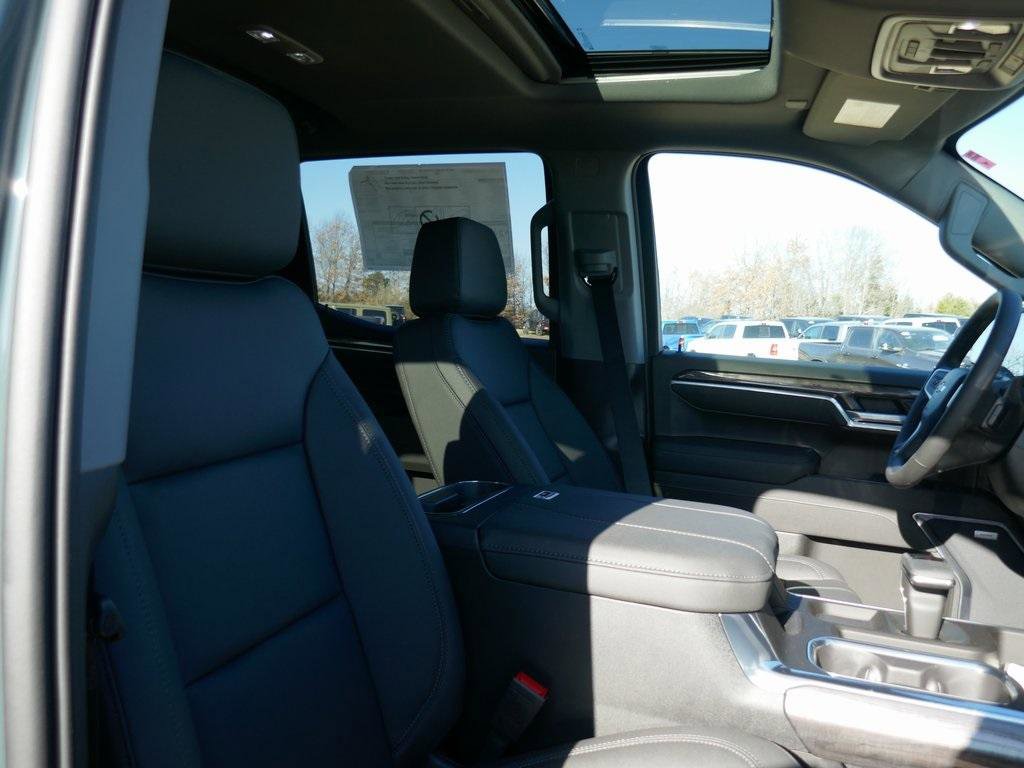 New 2026 Chevrolet Silverado 1500 LTZ w/ LTZ Premium Package image 10