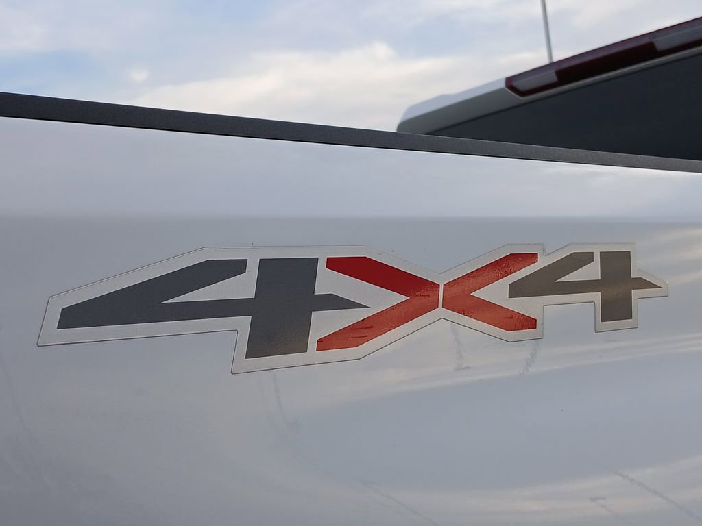 Certified 2025 Chevrolet Silverado 2500 Custom w/ Custom Convenience Package image 19