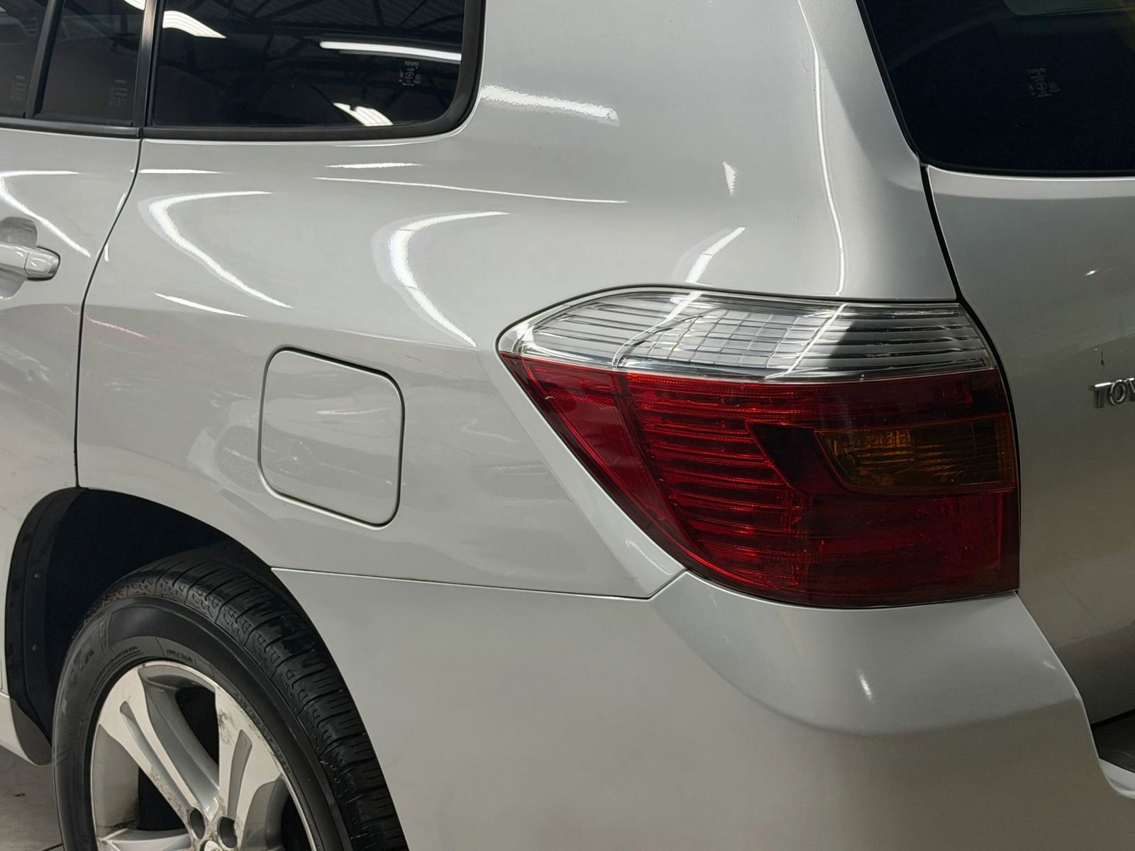 Used 2008 Toyota Highlander Sport AWD/4WD image 12