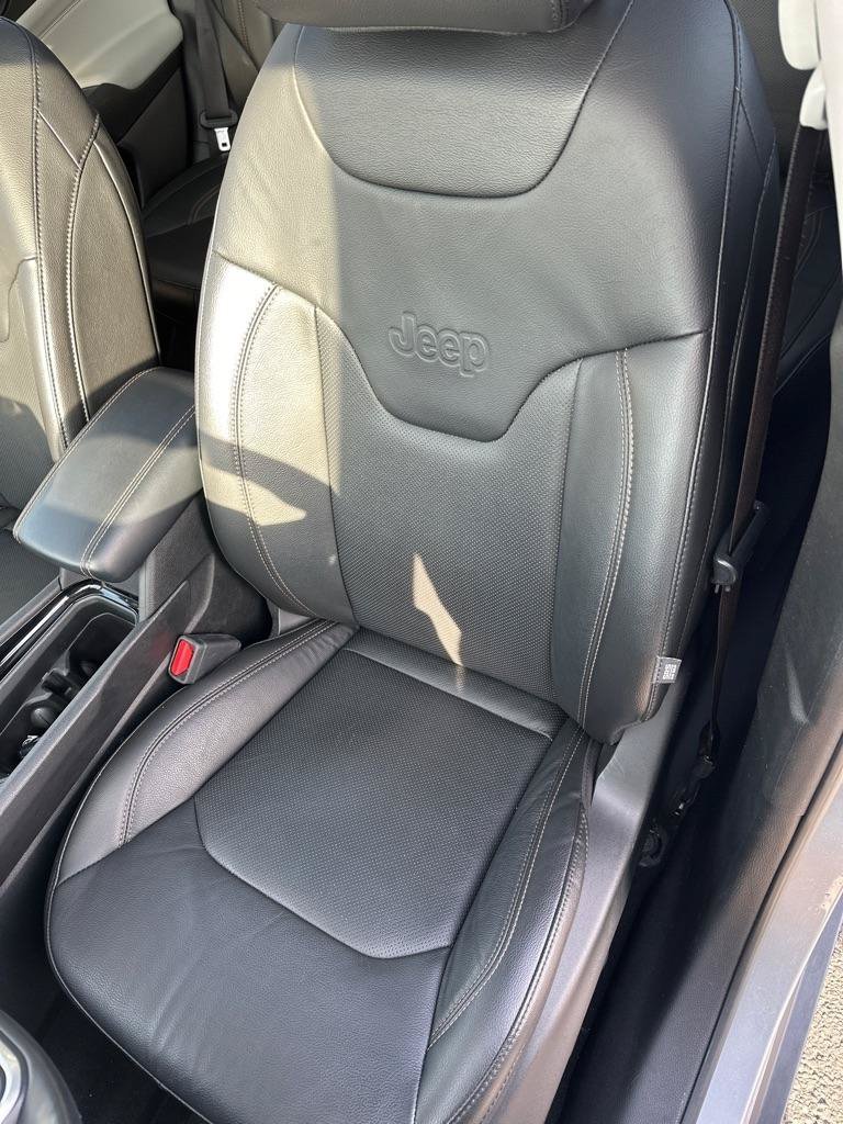Used 2022 Jeep Compass Limited w/ Sun and Sound Group AWD/4WD image 23