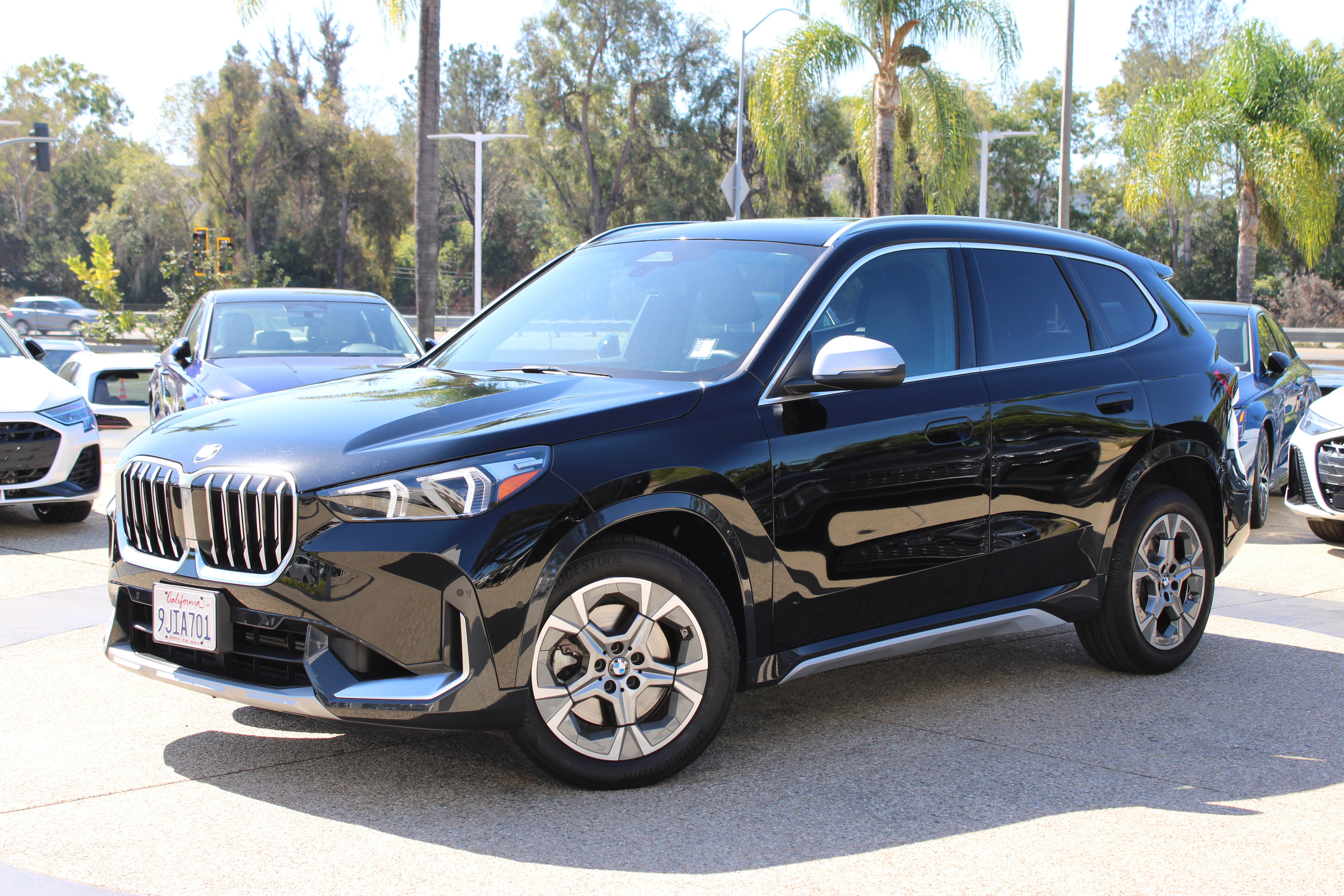 Used 2023 BMW X1 xDrive28i w/ Convenience Package AWD/4WD image 1