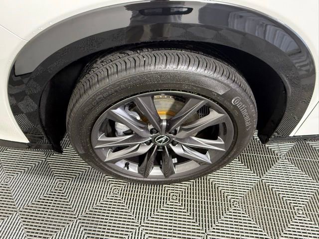 Used 2025 Acura ADX A-Spec image 13