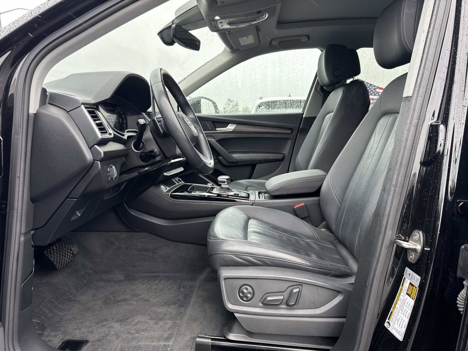 Used 2021 Audi Q5 Premium Plus w/ Premium Plus Package image 21