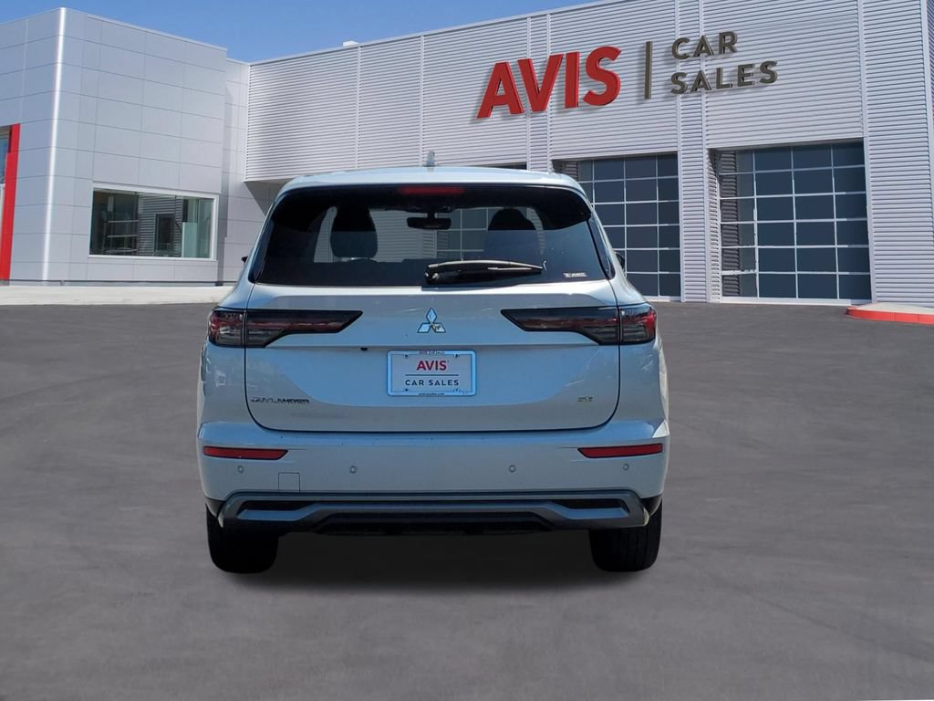 Used 2025 Mitsubishi Outlander SE AWD/4WD image 7