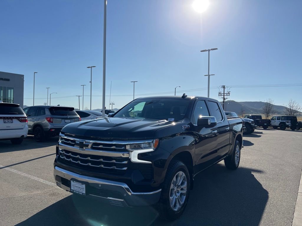 Used 2023 Chevrolet Silverado 1500 LTZ image 4