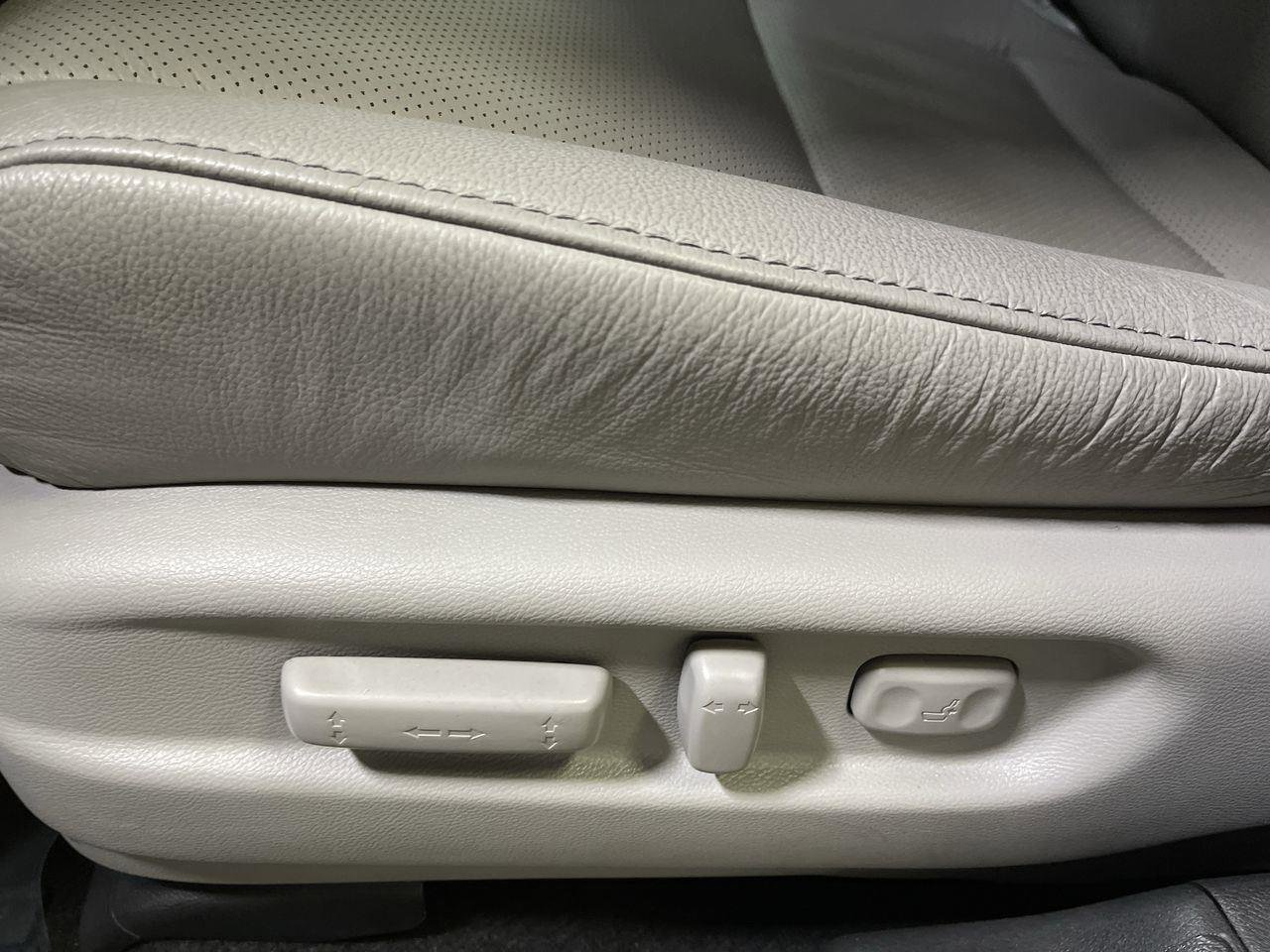 Used 2023 Honda Passport EX-L image 12