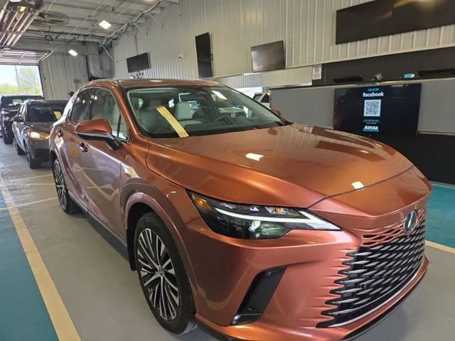 Used 2024 Lexus RX 350 w/ Convenience Package AWD/4WD image 4