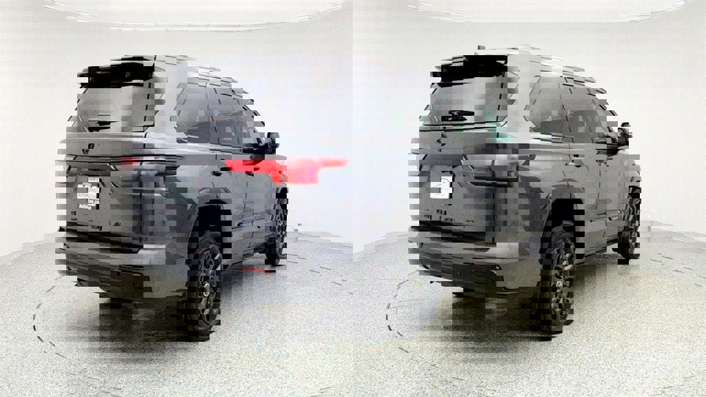 Used 2024 Toyota Sequoia Platinum image 5